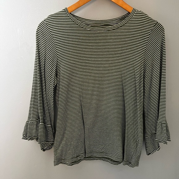 Banana Republic Designer Tee Bell Sleeve green white Striped XS - Picture 10 of 10